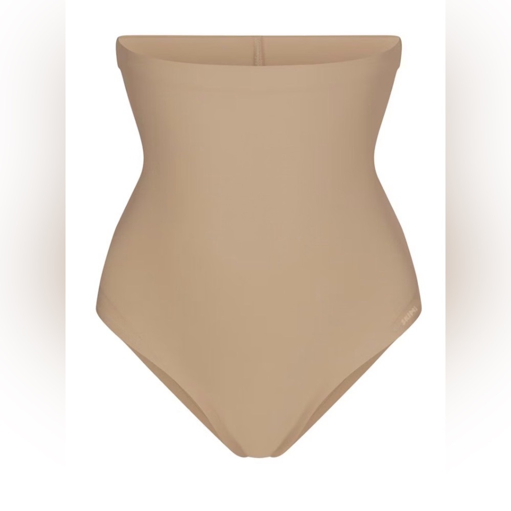 Skims body core sculpt high waisted brief